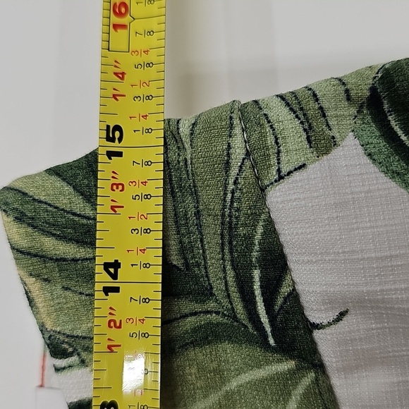 CHICO'S The So Slimming® 180 Brigitte Orchid Print Capris, NEW, Sz 4 - Picture 8 of 11